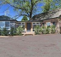 Old Bank Stables - 3 night weekends for price of 2 - Accommodation Fremantle