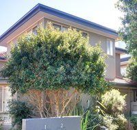 One Street Back from the Surf Beach - Accommodation Fremantle