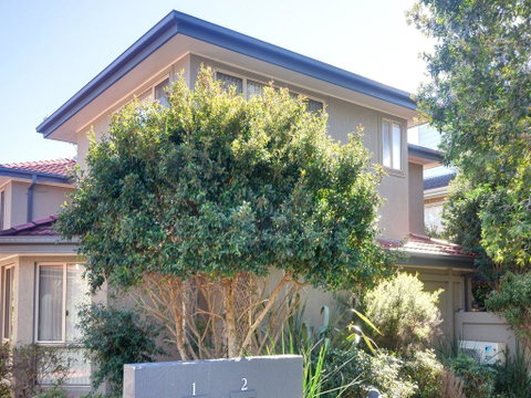 One Street Back From The Surf Beach - Accommodation Fremantle 0