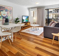 One-Bed Apartment With Balcony and Parking near CBD - Accommodation Fremantle