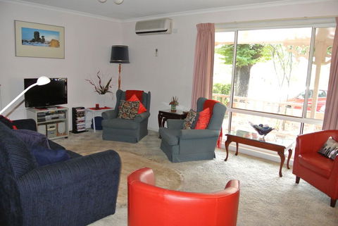 Onocay House - Accommodation Fremantle 3
