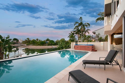 Opulence On Broadbeach - Accommodation Fremantle 0