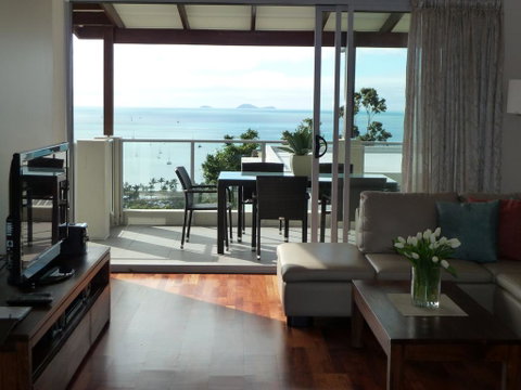 Oscar's View - Airlie Beach - Accommodation Fremantle 0
