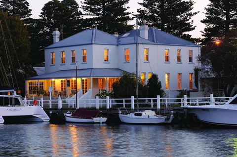 Oscars Waterfront Boutique Hotel - Accommodation Fremantle 3