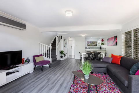Pacific Blue Townhouse, 351/265 Sandy Point Road - Accommodation Fremantle 1