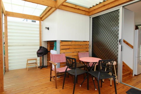 Pacific Terraces 1, 38 Pacific Street - Accommodation Fremantle 1