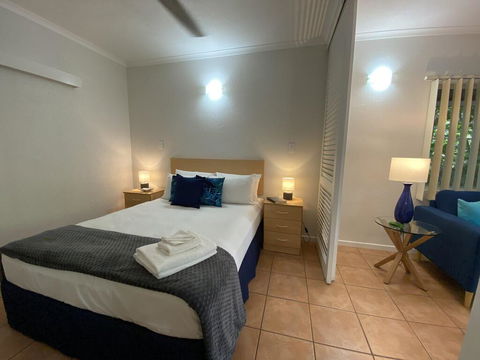 Palm Villas In Port #8 - Accommodation Fremantle 3