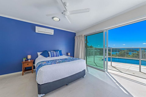 Panoramic Island Views - Shute Harbour - Accommodation Fremantle 0