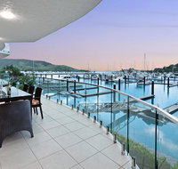 Pavillion 3 Absolute Waterfront 4 Bedroom 2 Lounge Room Plunge Pool  Golf Buggy - Accommodation Fremantle
