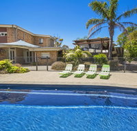 Paw Up Luxury Villa in Rye - Accommodation Fremantle