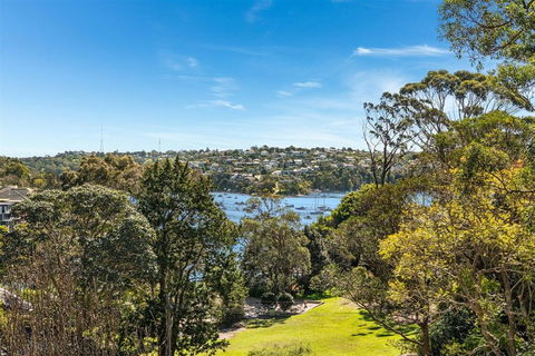 Peaceful And Mature Gardens With Panoramic Views - Accommodation Fremantle 0