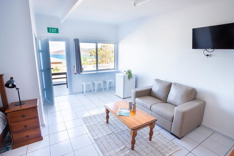 Penneshaw Beach Stay - Accommodation Fremantle 0