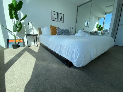 Perfect Short Term Stay In Brissy Cozy & Relax - Accommodation Fremantle 1