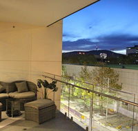 Perfectly Located Modern Apartment - Canberra CBD - Accommodation Fremantle