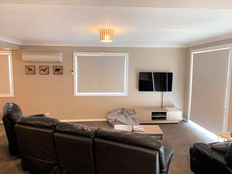 Petersdorf 2 - Jindabyne Townhouse - Accommodation Fremantle 3