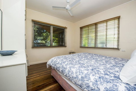 Picnic Bay Apartments Unit 3 - Accommodation Fremantle 2