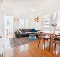 Picturesque Bellevue Hill 2BR Apt. Courtyard - Accommodation Fremantle