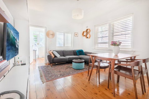Picturesque Bellevue Hill 2BR Apt.+ Courtyard - Accommodation Fremantle 0