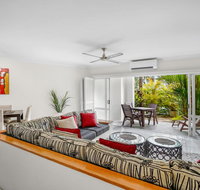 Poolside Apt in Alamanda Beachfront Resort 52 - Accommodation Fremantle