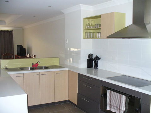 Port Denison Beach Resort - Accommodation Fremantle 1