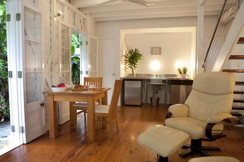 Port Douglas Cottage & Lodge - Accommodation Fremantle 3