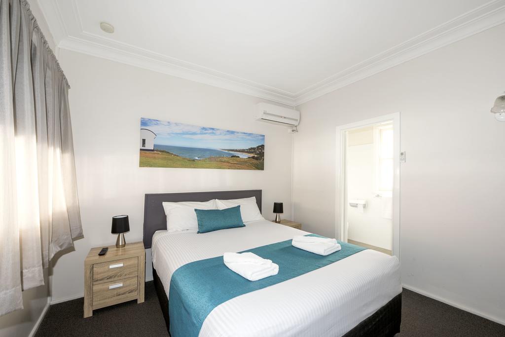 Lighthouse Beach ACT Accommodation Fremantle