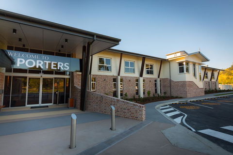 Porter's Plainland Hotel - Accommodation Fremantle 0