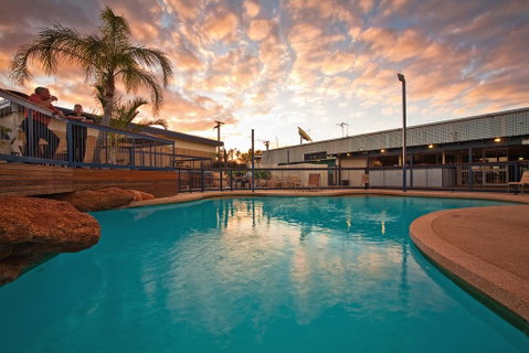 Potshot Hotel Resort - Accommodation Fremantle 0