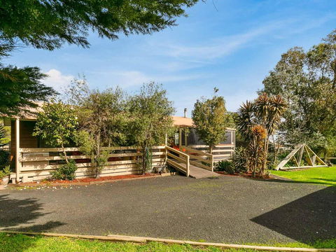 Powlett Place - Accommodation Fremantle 0