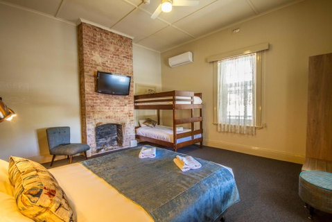 Pretoria Hotel - Accommodation Fremantle 2