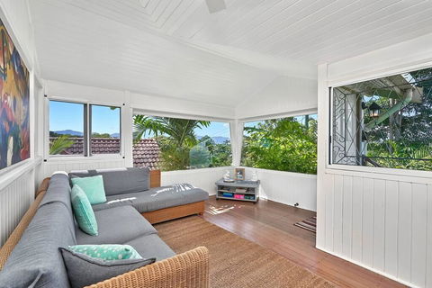 Quaint Cottage In The Edge - Accommodation Fremantle 3
