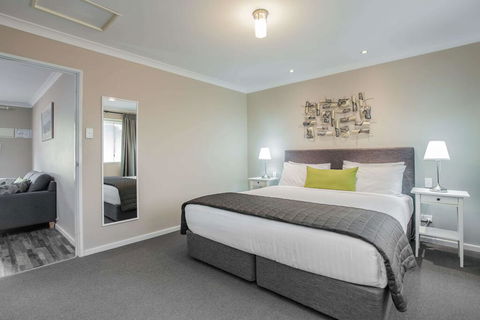 Quality Apartments Banksia Gardens - Accommodation Fremantle 2