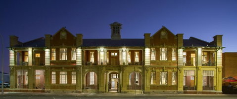 Quality Hotel Regent Rockhampton - Accommodation Fremantle 0