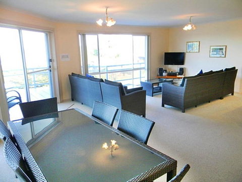 QUAYS 6 - Accommodation Fremantle 3