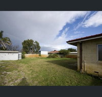 Queens Park Home - Accommodation Fremantle