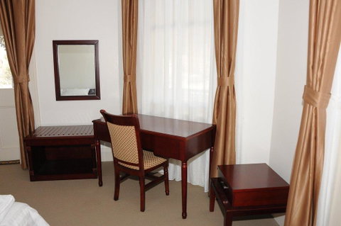 Railway Bistro - Kandos - Accommodation Fremantle 2