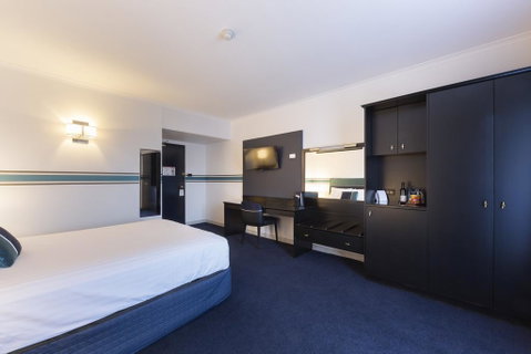 Ramada Diplomat Canberra - Accommodation Fremantle 2