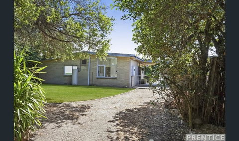 Relax At Tranquil Rye Short Walk To Beach & Shops - Accommodation Fremantle 1