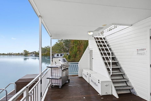 Renmark River Villas And Boats & Bedzzz - Accommodation Fremantle 2