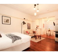 Renovated Art Deco Studio Minutes From The City - Accommodation Fremantle