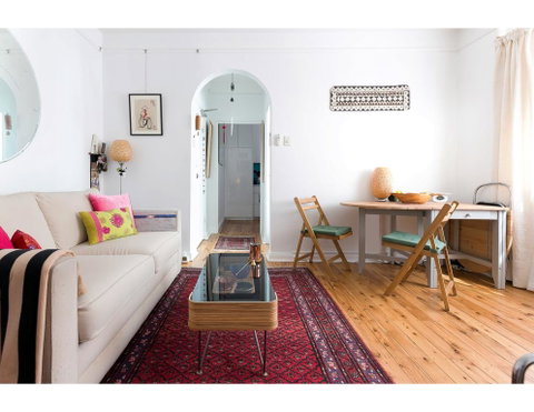 Retro Bondi Beach Garden Apartment - Accommodation Fremantle 3
