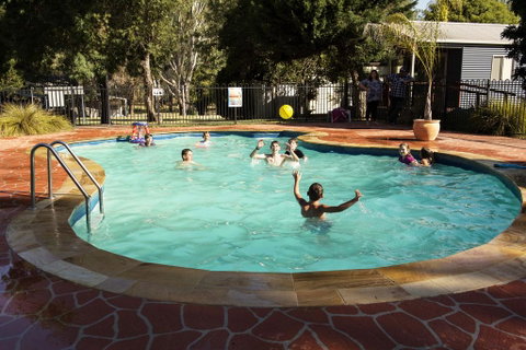 Rivergum Holiday Park - Accommodation Fremantle 0