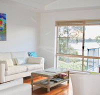 Riverside Views Hawks Nest - Accommodation Fremantle