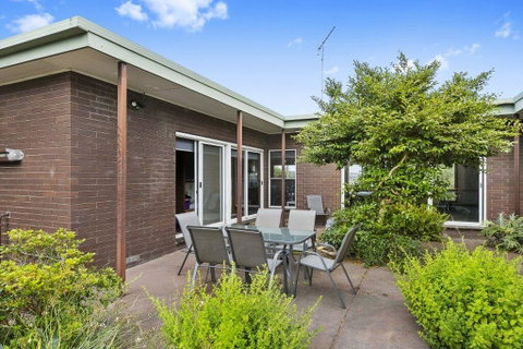 Rocklea Comfort 38 - Accommodation Fremantle 2