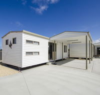 Rocks Retreat Cabin - Seal - Accommodation Fremantle