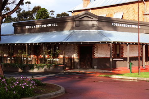 Rose & Crown Hotel - Accommodation Fremantle 0