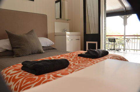 Royal Gatton Hotel - Accommodation Fremantle 2