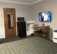 Roydons Motor Inn - Accommodation Fremantle