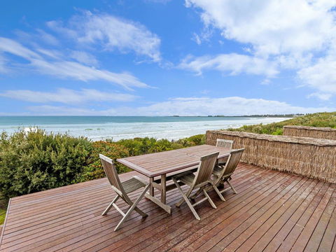 RUBY'S BEACHFRONT - Accommodation Fremantle 0
