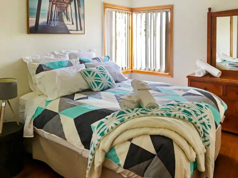 Rye 1 Sleeps 10, Great Weekender, FREE WINE, NETFLIX - Accommodation Fremantle 1
